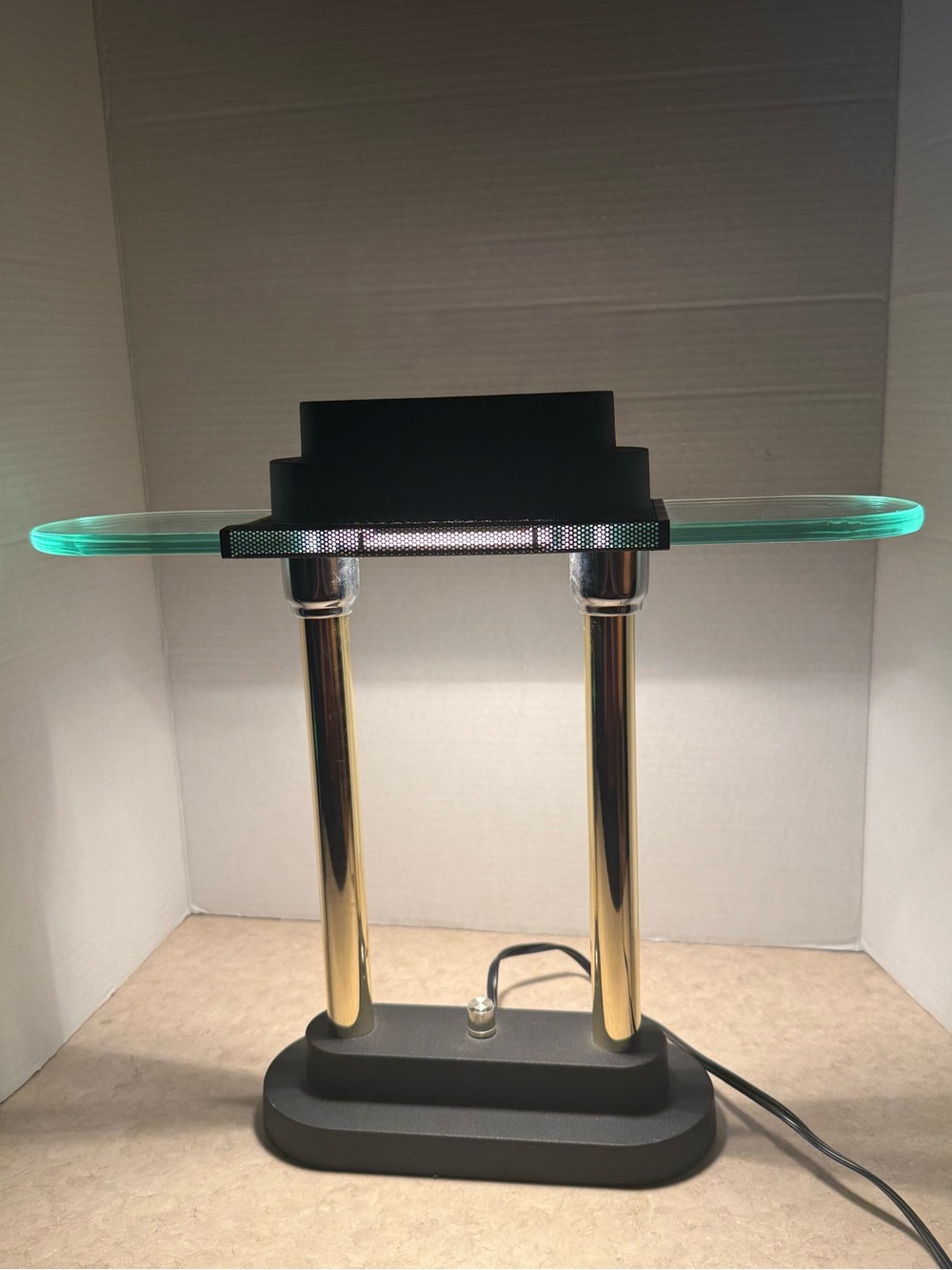 Vintage Robert Sonneman George Kovaca Postmodern Bankers Lamp - 1980s Green Glas